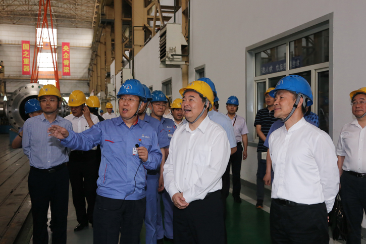 郝鹏旅行考察南宫娱乐集团所属企业电机公司