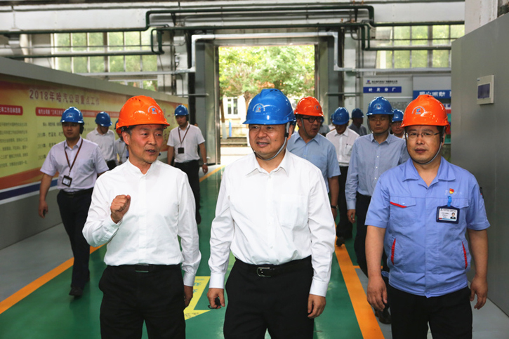 郝鹏旅行考察南宫娱乐集团所属企业汽轮机公司